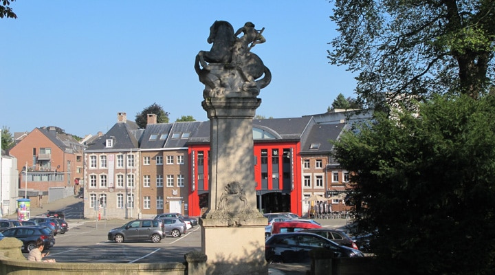 Monument à Eupen détective Belgique Monument à Eupen détective Belgique