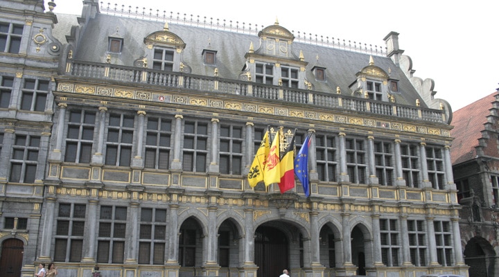 La Halle aux Draps de Tournai détective privé La Halle aux Draps de Tournai détective privé