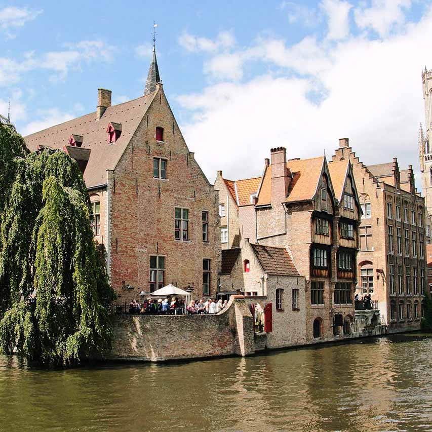 Canal de Bruges détective Belgique